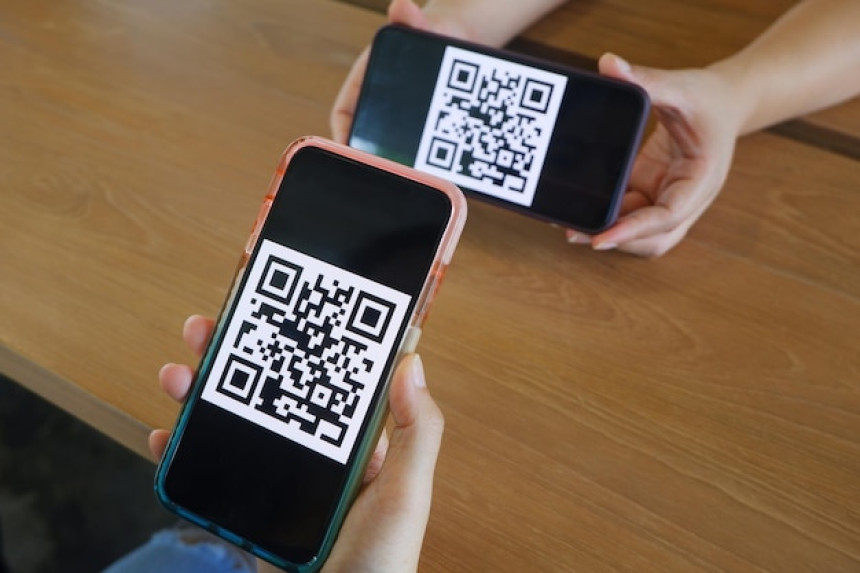 Enhance Restaurant Efficiency: Subscribe to Instant QR Menu Service in Bahrain